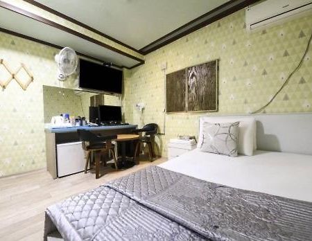 Feel Motel Phocshon Kültér fotó